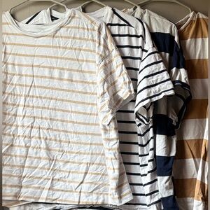 4 Old Navy T-Shirts